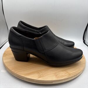 Clarks Women's Emslie Boot Size 9.5 Block Heel Bootie Shootie Black Leather
